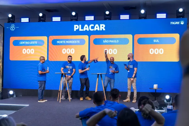 Game show corporativo conduzido por Tiago Lopes