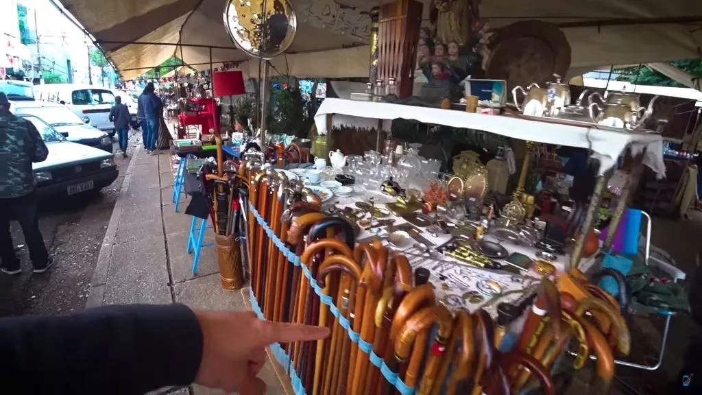 Tiago Lopes - Rua das antiguidades