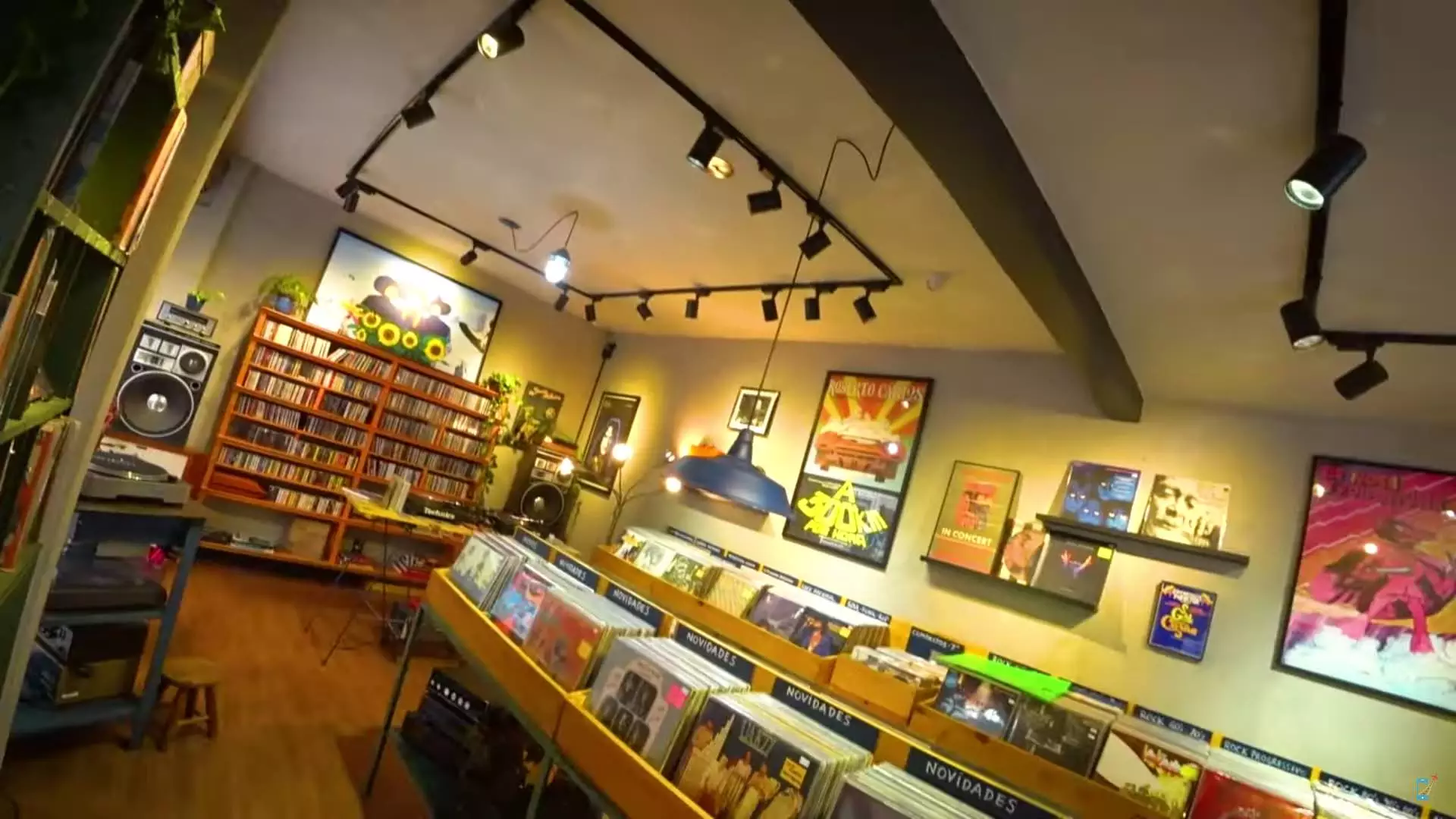 Tiago Lopes - rua dos discos de vinil