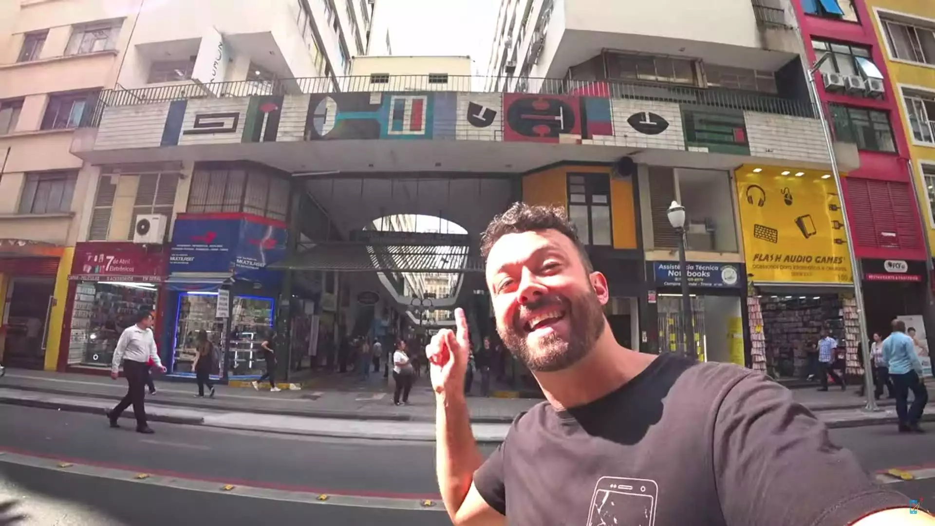 Tiago Lopes - rua dos discos de vinil