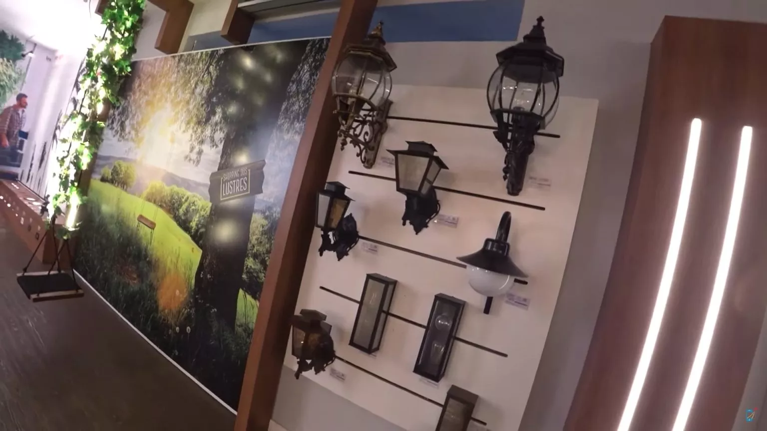 Tiago Lopes - rua dos lustres